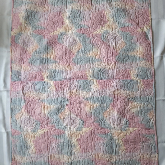 Homemade Never Used Floral Pink Quilted Baby Blanket  36Wx46L - Picture 5 of 7